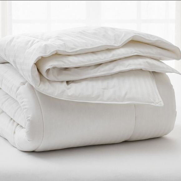 Pottery Barn Classic Full Primaloft Down Alternative White Damask Comforter - Picture 1 of 12